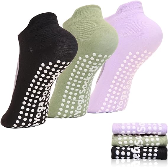 Non-Slip Studio Yoga Socks – High-Traction Grip Socks for Pilates, Barre, Ballet & Home Wear