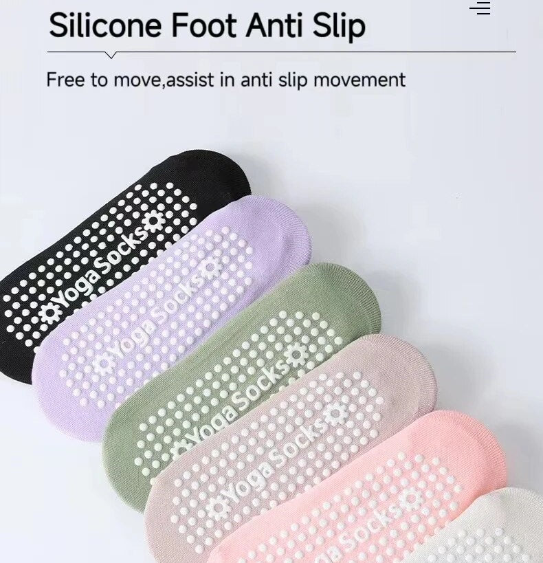 Non-Slip Studio Yoga Socks – High-Traction Grip Socks for Pilates, Barre, Ballet & Home Wear