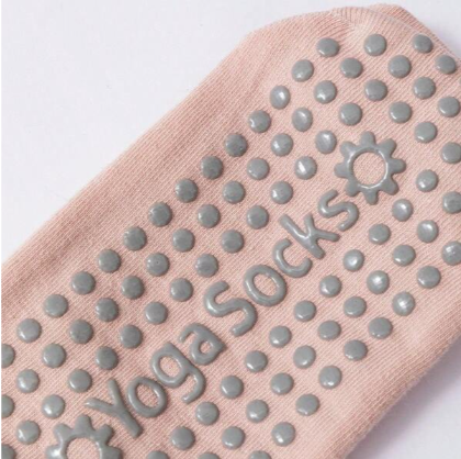 Non-Slip Studio Yoga Socks – High-Traction Grip Socks for Pilates, Barre, Ballet & Home Wear