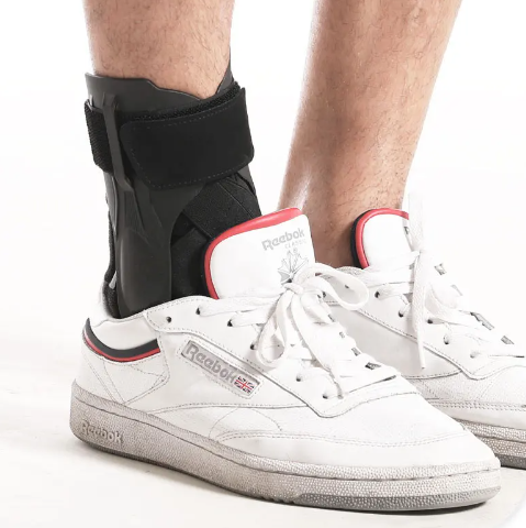Pro-Hybrid Ankle Stabilizer | Rigid Plate & Spring Steel Support for High-Impact Sports